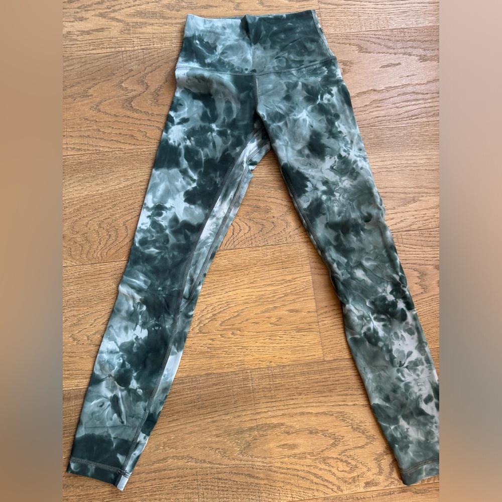 Lululemon Align Space Dye Legging, size 2 - sold out colorway!